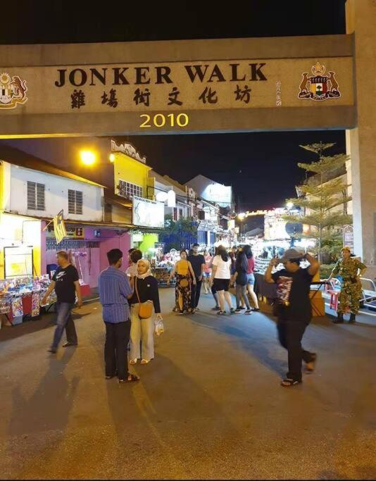 2 Bedroom Apartment Next To Historical Spots Malacca Extérieur photo